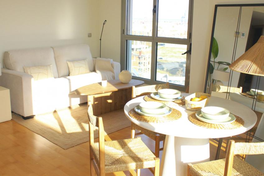 Luxuriöse Wohnung mit 1 Schlafzimmer, Balkon und Pool - foto 4