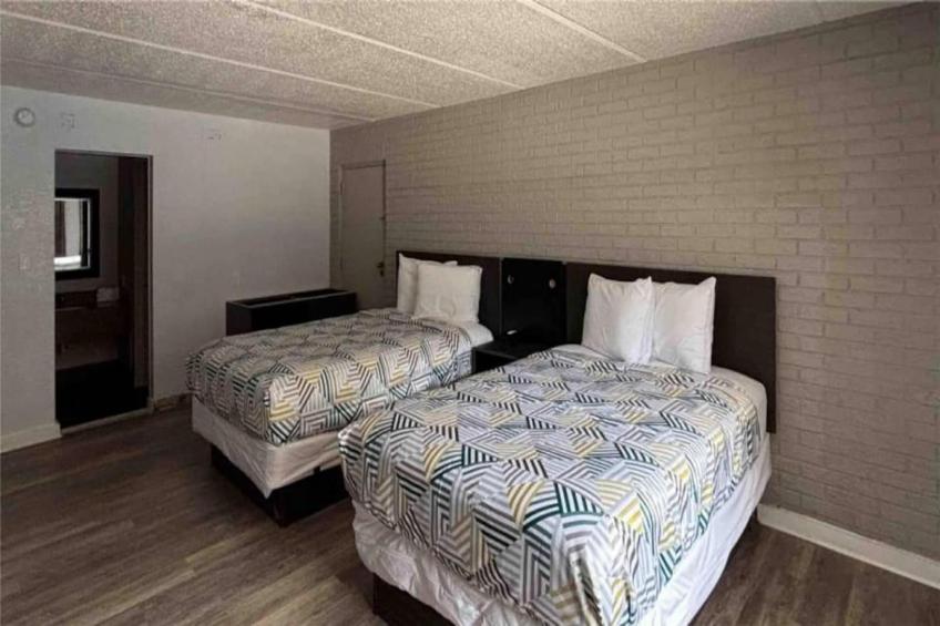 2 Full Beds  Micfridge - foto 6