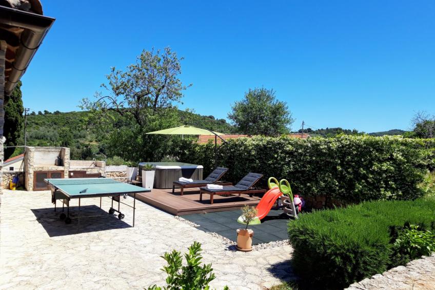 Romantisches Steinhaus für einen erholsamen Urlaub - foto 2