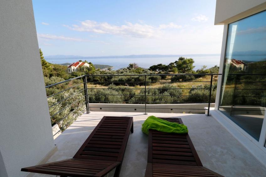 Moderne Villa mit Infinity-Pool im Bergdorf Veliko Brdo - foto 46