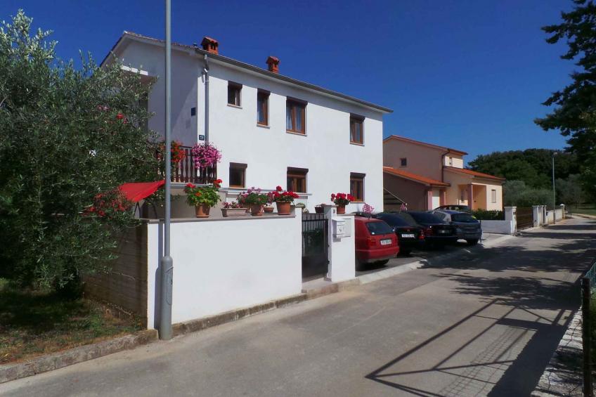 Vakantiewoning met een groot terras - VW-YCWN - foto 6