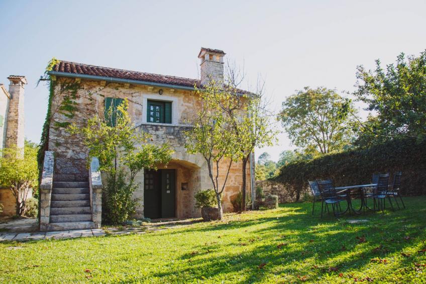 Freistehendes Ferienhaus in Karlovići mit Garten, gemeinsamem Pool und Grill - foto 20