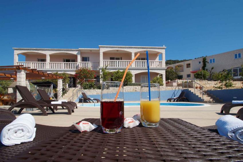 Ferienwohnung mit Terrasse, Außenpool und Meerblick - BF-ZYTDP - foto 9