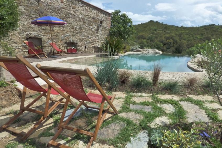 mit privatem Pool in üppiger Umgebung - foto 26