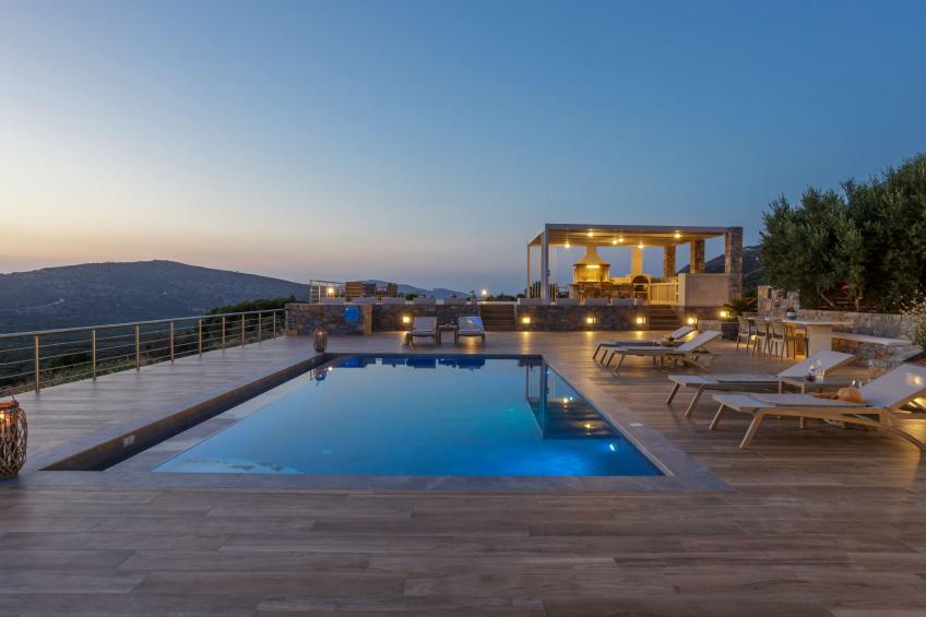 Villa mit Grillplatz und privatem beheiztem Pool - foto 17