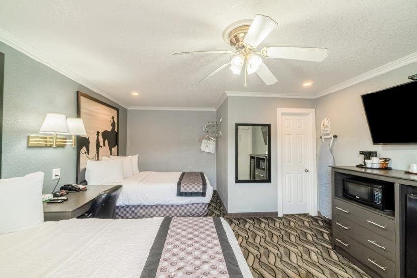 2 Queen Beds with Kitchenette - foto 9