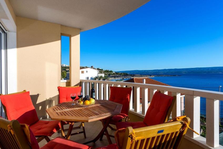 Appartement in Dugi Rat mit Großer Terrasse - foto 2