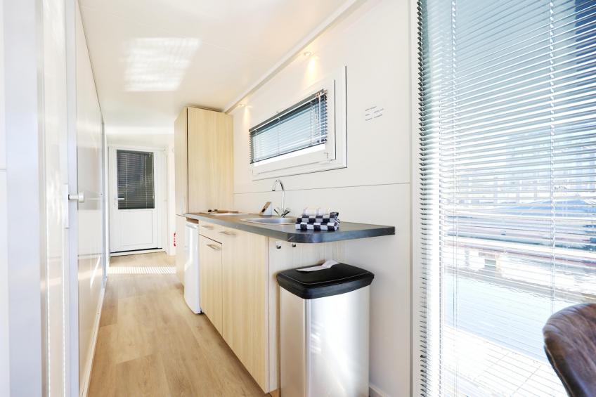 Houseboat with roof terrace and balcony (4 pers) "De Hoop" - foto 4