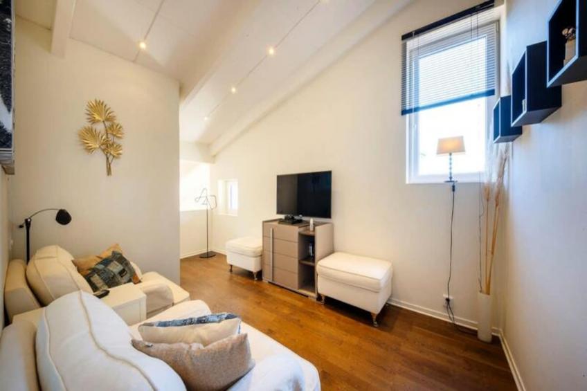 06v - Belle Villa - Jacuzzi - Piscine - Tennis - foto 97