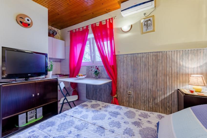 Studio Apartment Silvana (ST) - Studio Apartmen near the Park - foto 7