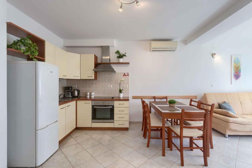 Vakantiewoning met airconditioning en balkon - VW-DGPH - foto 7