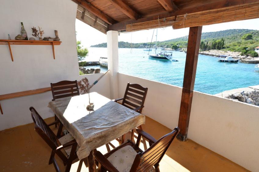 Steinhaus am Meer mit überdachter Terrasse als p - foto 30