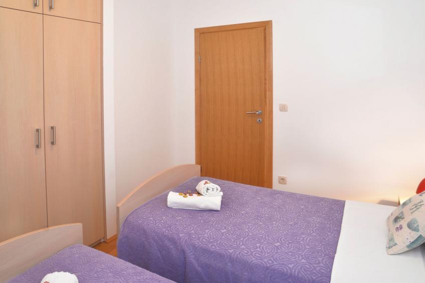 in Kastel Sucurac mit Parkplatz - foto 46