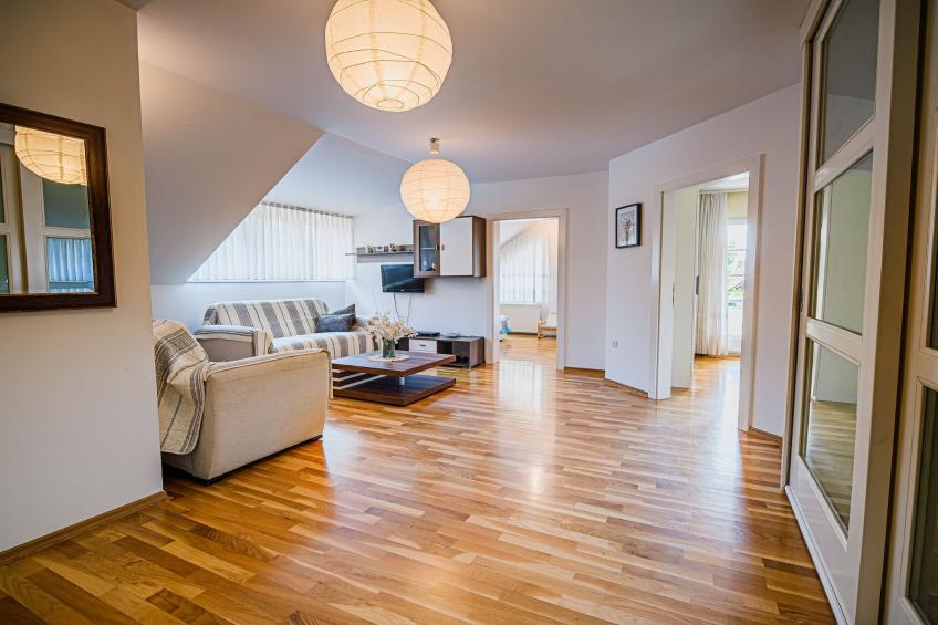 Stunning Rural Holiday Home with Garden and BBQ -  Four Bedroom Holiday Home - foto 8