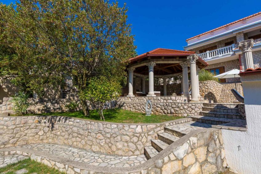 Holiday apartment with an outdoor pool and sea views - BF-NFK2 - foto 14