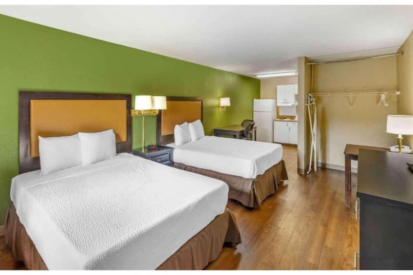 2 Full Beds | Non-Smoking, Kitchen - foto 20