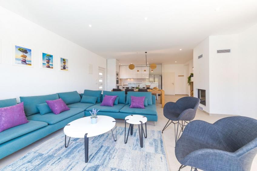 Scenic Elegant Trogir Villa with Pool - Five Bedroom Villa - foto 8