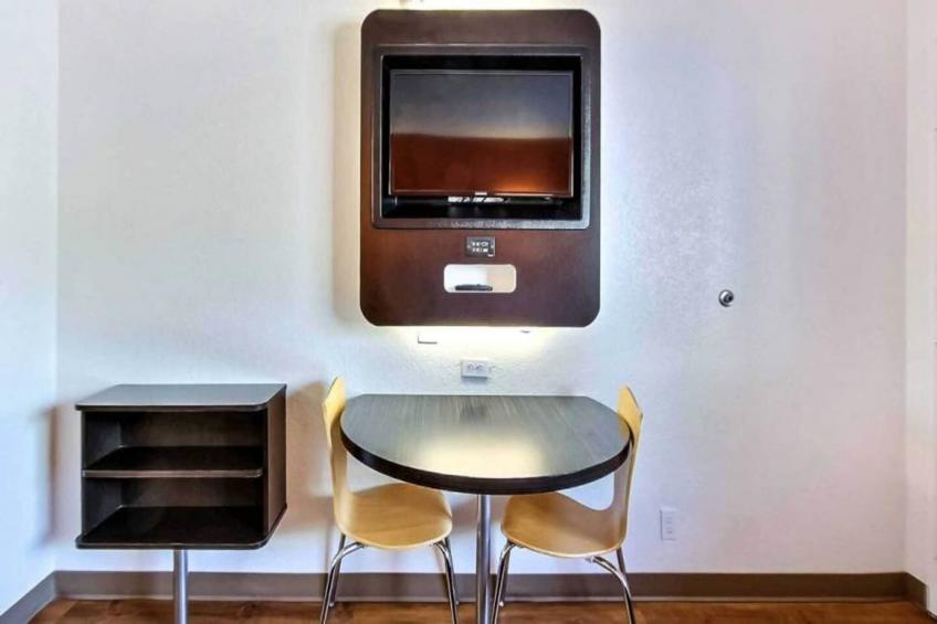 2 Full Beds  Micfridge - foto 25