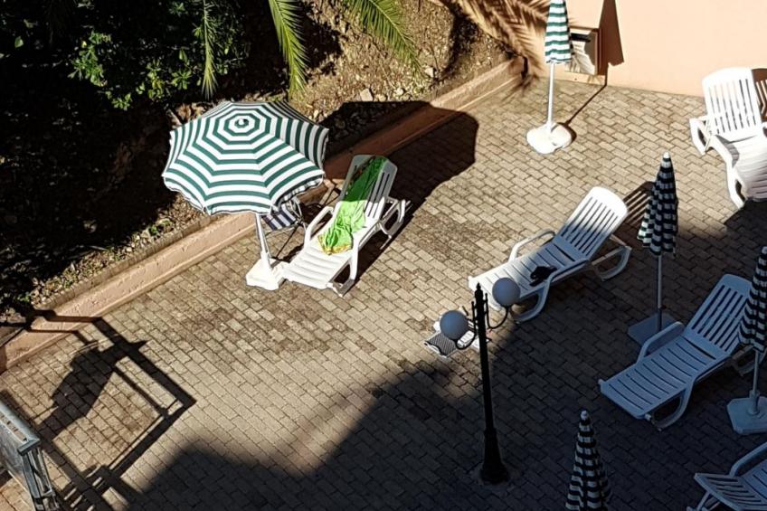 Ruhige Tourismusmöblierung mit Balkon und Pool - foto 18