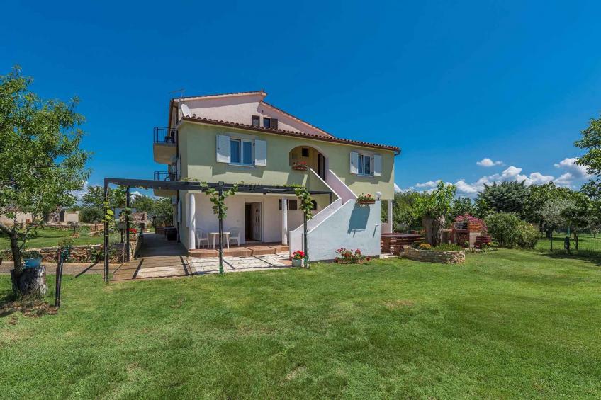 Vakantiewoning met tuin - BF-T4NJX - foto 8