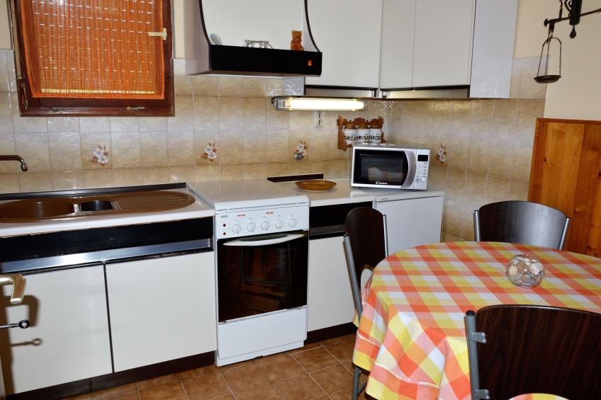 Schöne Wohnung in Poljica mit privatem Parkplatz - foto 23