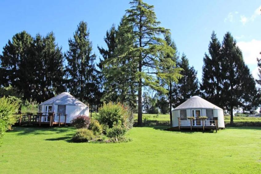 Gîte de France Les yourtes de saint mathieu n°2