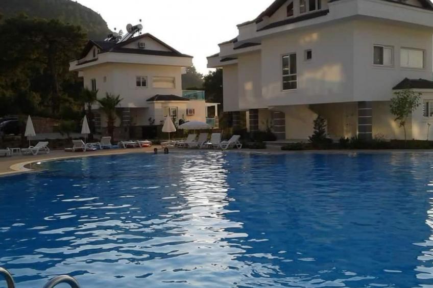 mit gemeinschaftlichem Pool - foto 3