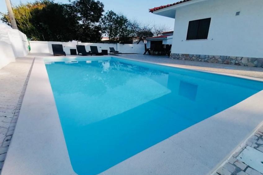 Luxuriöse Villa nur wenige Schritte vom Strand entfernt