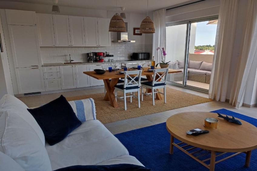 SALT Apartment - One Bedroom Apartment with Terrace and Sea View