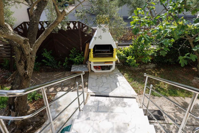 Classic and Trendy Apartment with Terrace - Two Bedroom Apartment with Terrace - foto 17