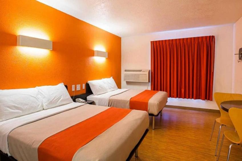 2 Queen Beds  Non-Smoking - foto 14