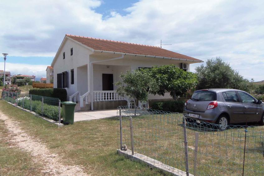 appartement de vacances jedním de aparmanom de Kuća - BF-DK6B