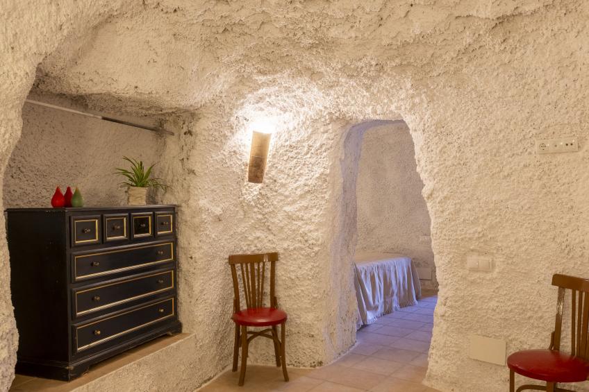 Cueva Mariana Pineda - foto 11