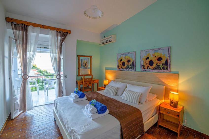 in Nisaki mit Pool - foto 9