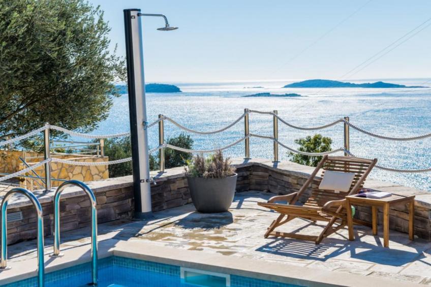 Apartments Villa Capitano - Two Bedroom Apartment with Balcony and Sea View (CRNI) - foto 23