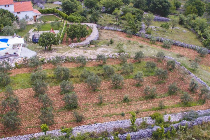 Villa mit beheiztem Pool - foto 14