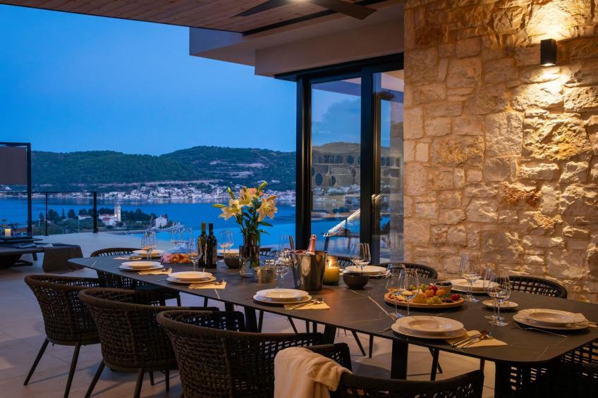 Breathtaking Villa  Vis Five Bedroom Villa with the Pool - foto 105
