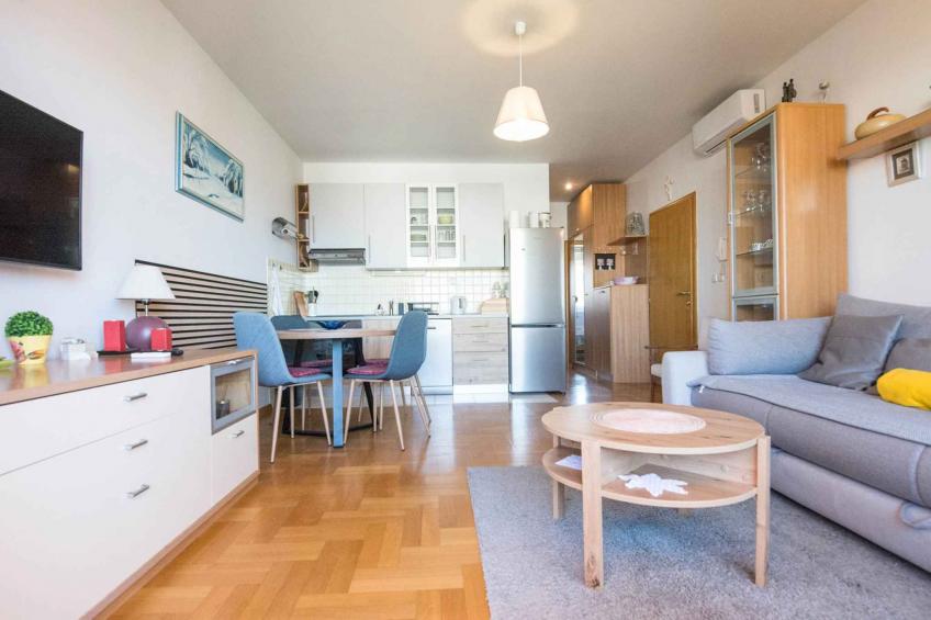 Holiday apartment with closed balcony - BF-RNGDK - foto 7