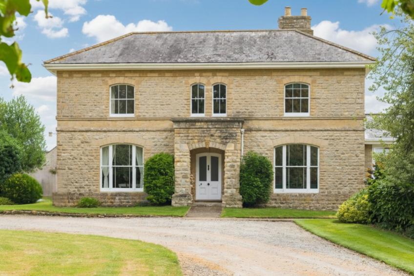 Walltree House