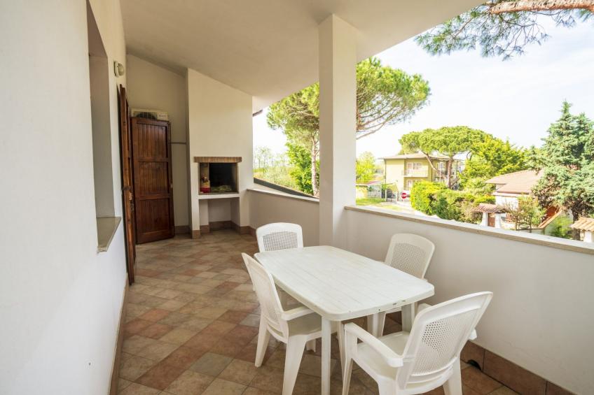 Chalet, Terrasse mit Kamin, privater Garten