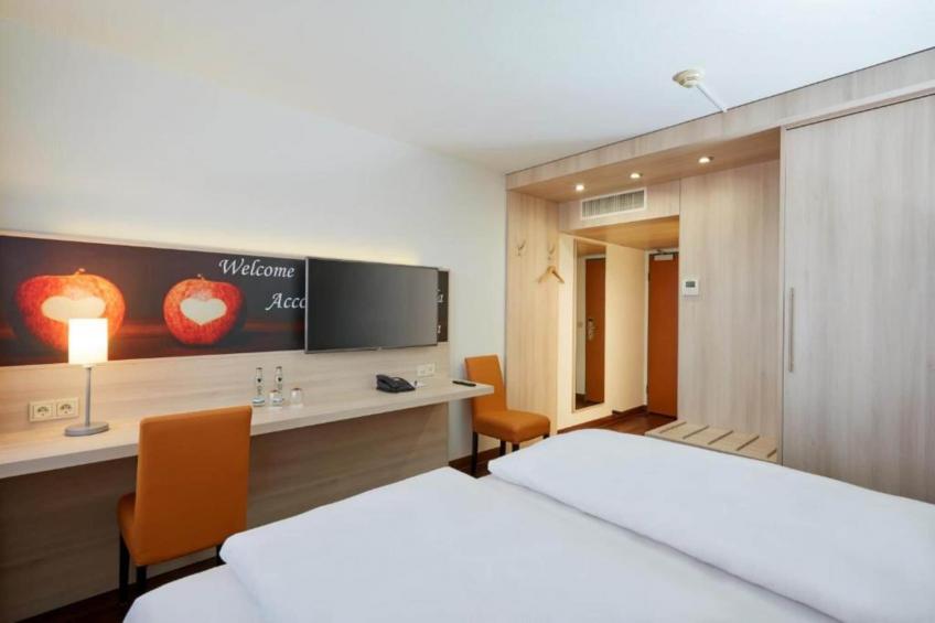 Sunday Hotel  Stuttgart Double Room - foto 8