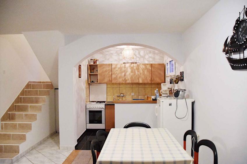 Holiday house with barbecue and air conditioning - BF-HTRK - foto 8