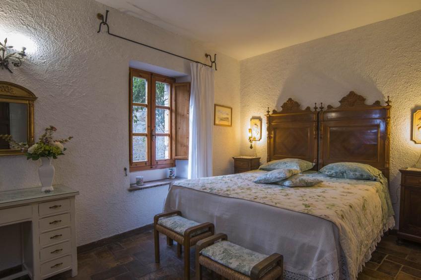 Charmante Schlossunterkunft mit Schwimmbad - foto 12