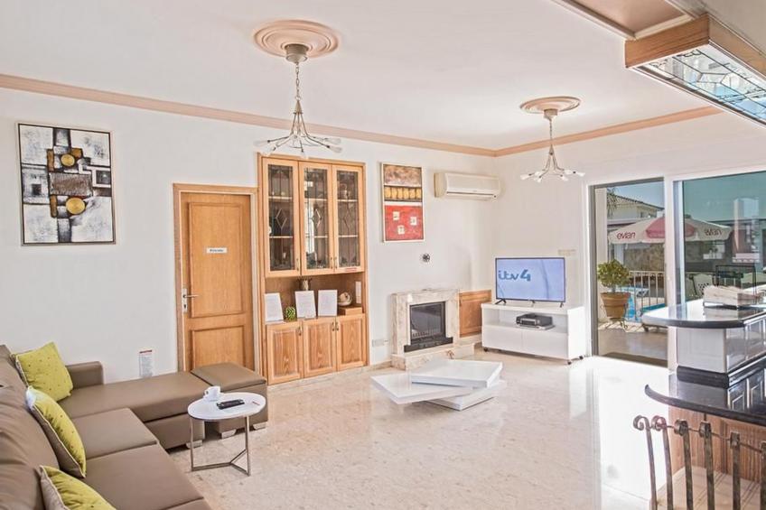 Familienvilla in Paralimni mit spektakulärer Aussicht - foto 6