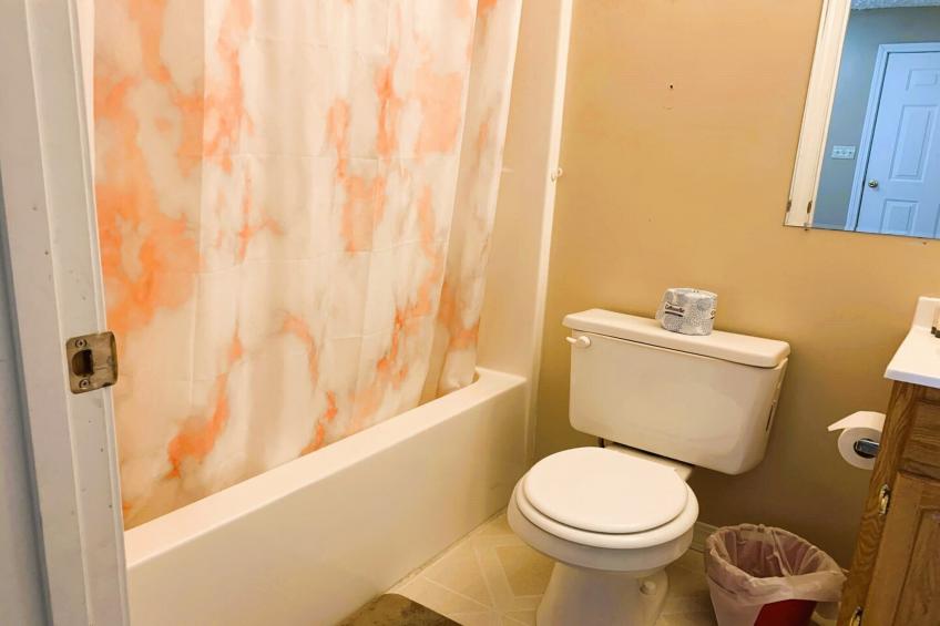 King Bed Riverfront Suite - foto 27