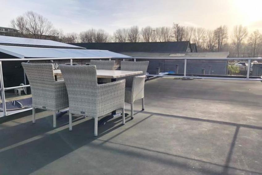 Houseboat with roof terrace and balcony (4 pers) "De Hoop" - foto 14