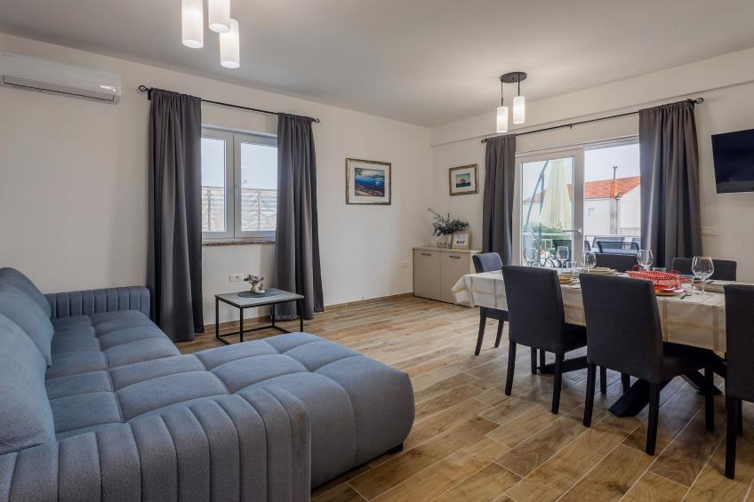 Holiday Home Milutin 1 - Four Bedroom Holiday Home with Private Pool - foto 5