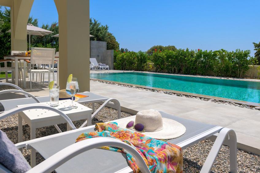 Liebevoll ausgestattetes Haus in ruhiger Lage mit beheiztem Pool und Meerblick - foto 22