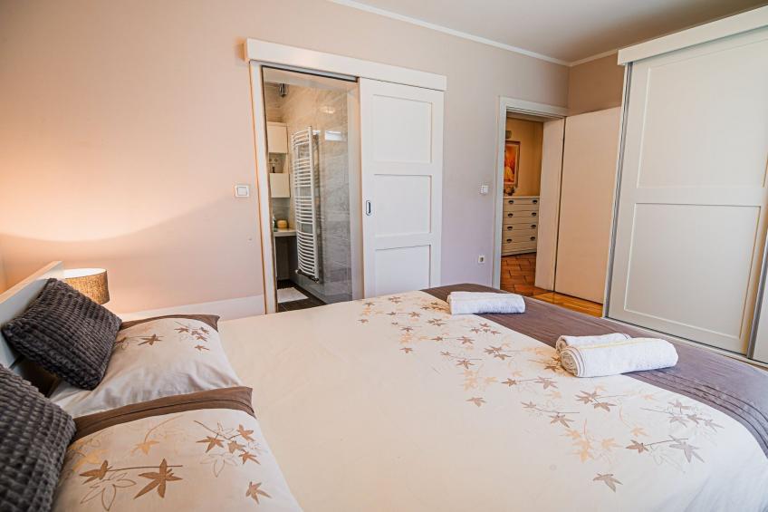 Stunning Rural Holiday Home with Garden and BBQ -  Four Bedroom Holiday Home - foto 18