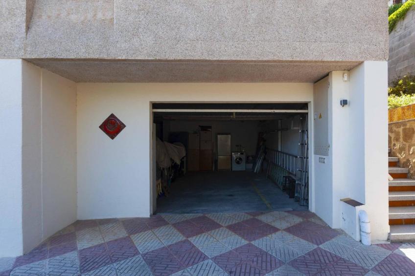 1233 VILA NEUS con piscina - foto 40